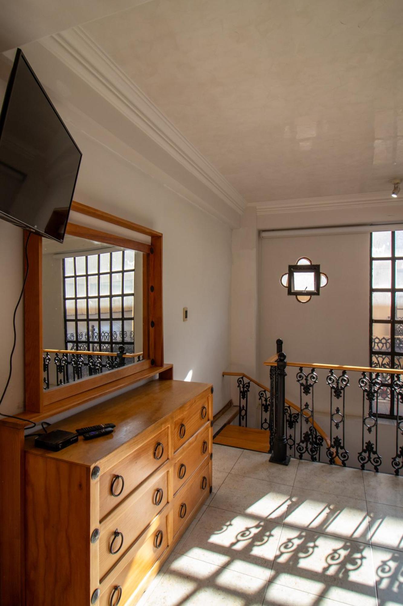 Suites Sevilla بويبلا المظهر الخارجي الصورة