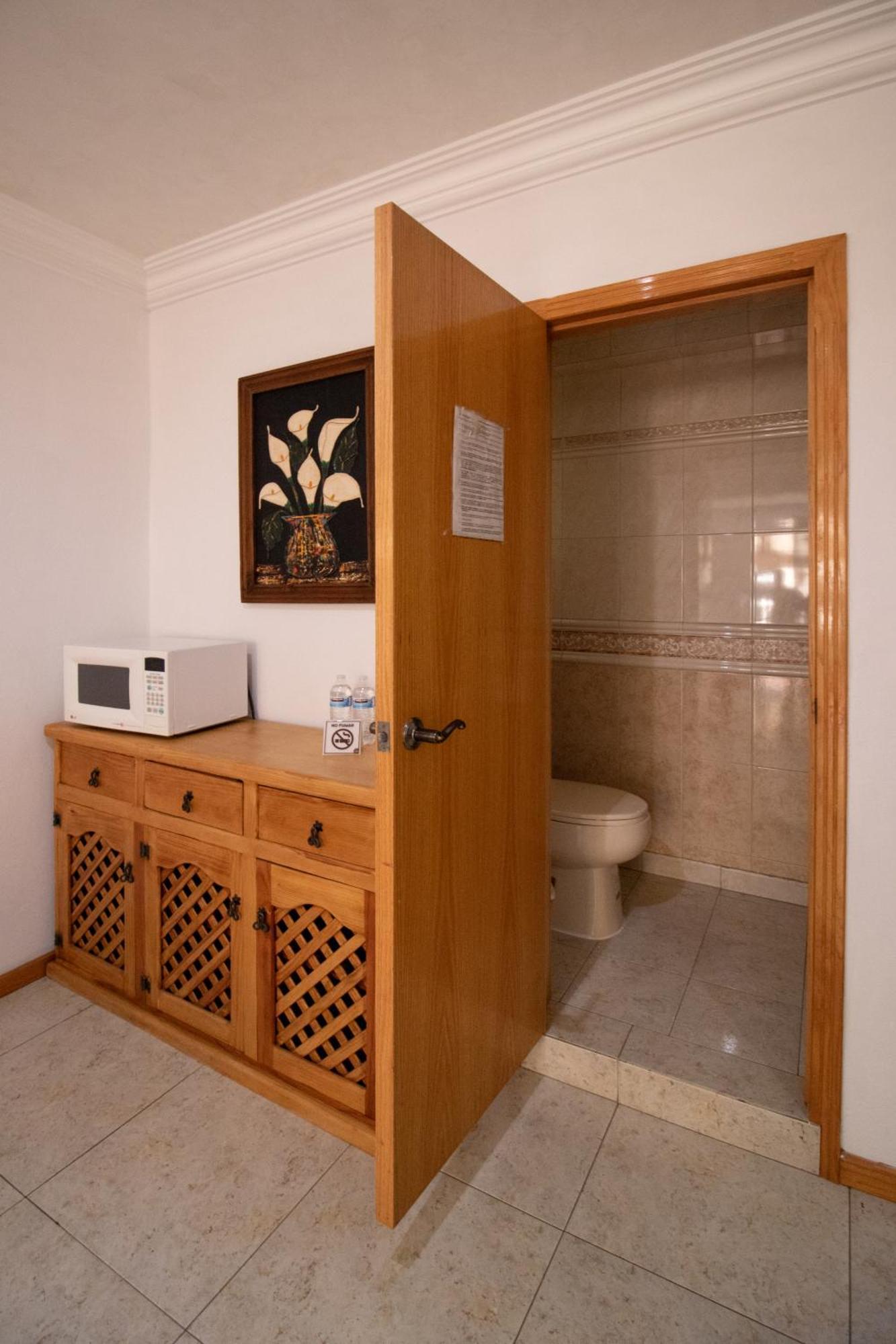 Suites Sevilla بويبلا المظهر الخارجي الصورة