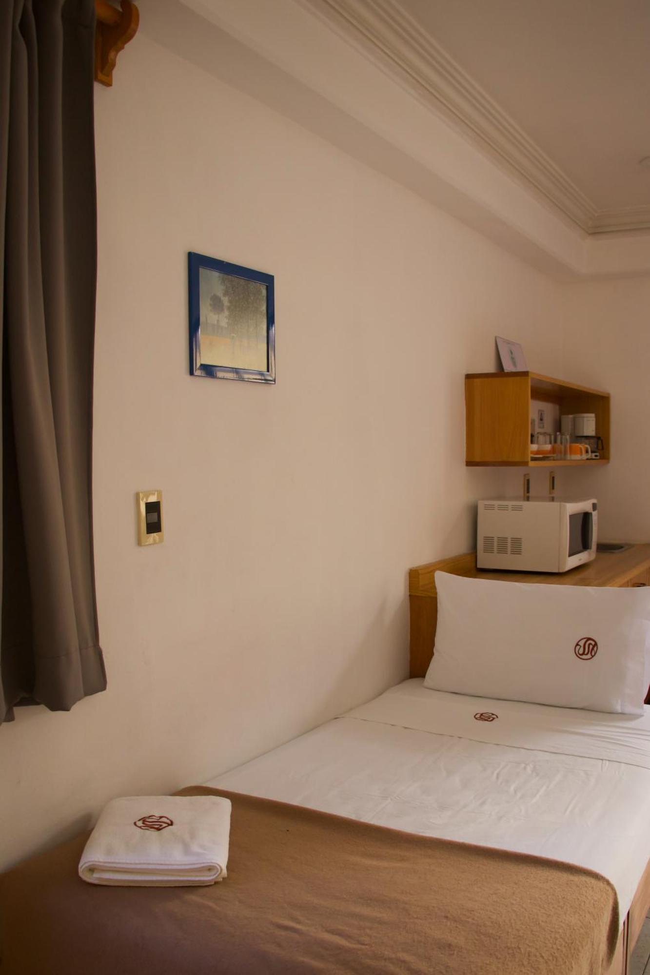 Suites Sevilla بويبلا المظهر الخارجي الصورة