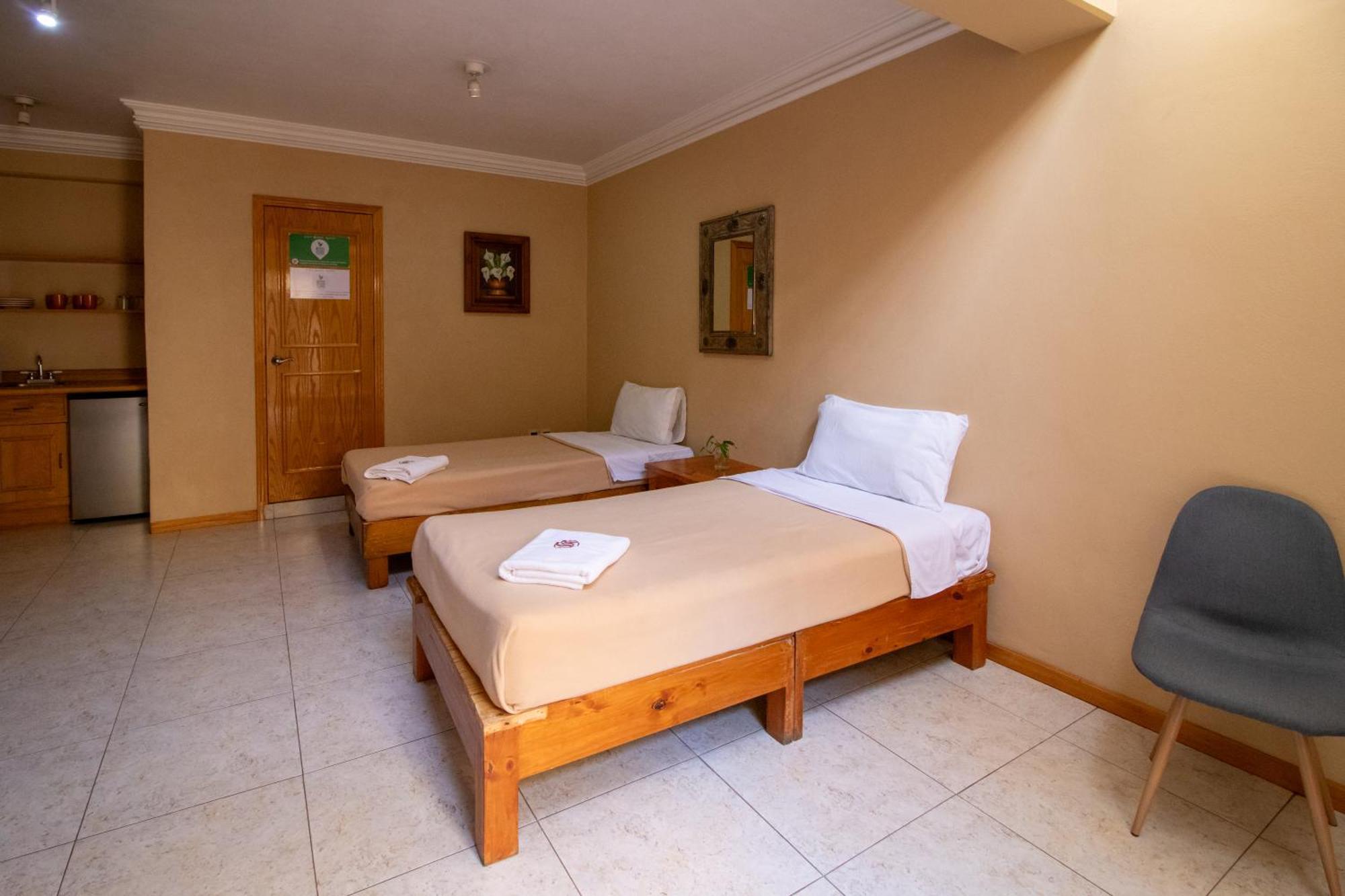 Suites Sevilla بويبلا المظهر الخارجي الصورة