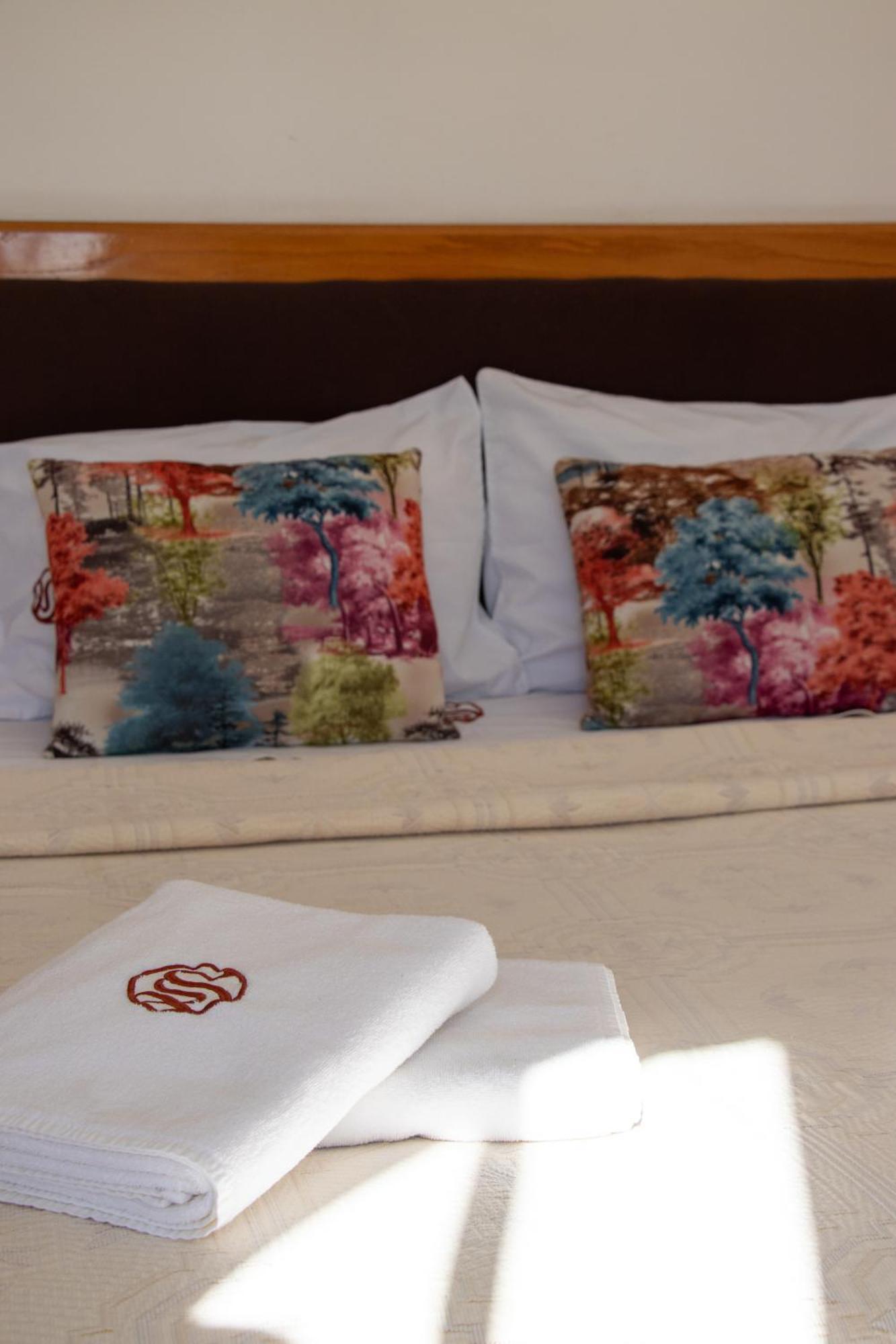 Suites Sevilla بويبلا المظهر الخارجي الصورة