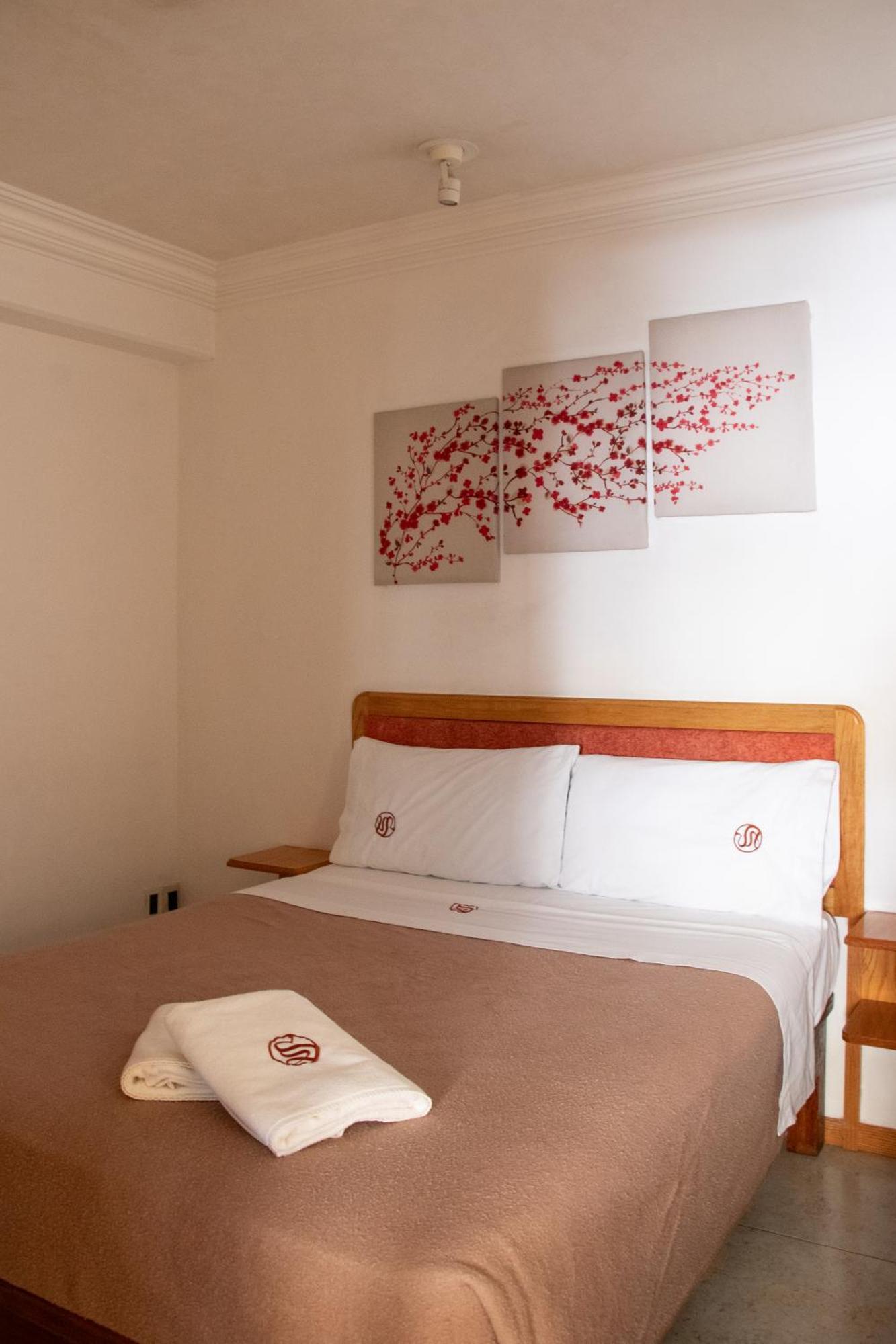 Suites Sevilla بويبلا المظهر الخارجي الصورة