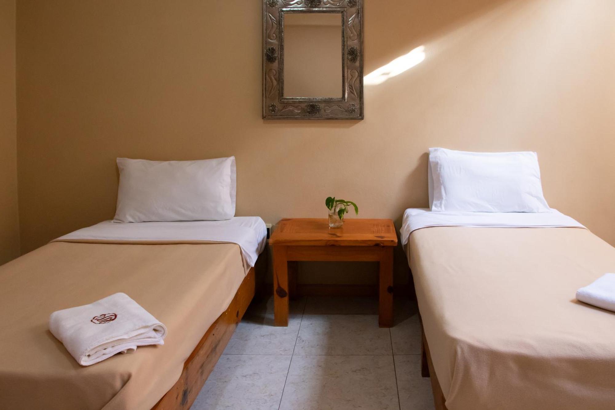 Suites Sevilla بويبلا المظهر الخارجي الصورة